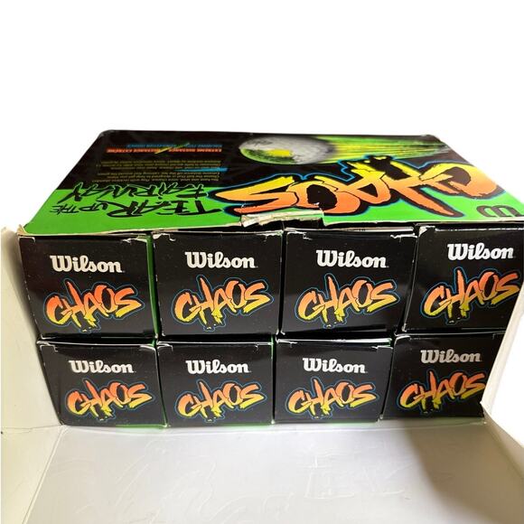 Wilson Chaos White Golf Balls, 24 Pack ( 8 packs of 3) Embossed Company Logo - Picture 3 of 4